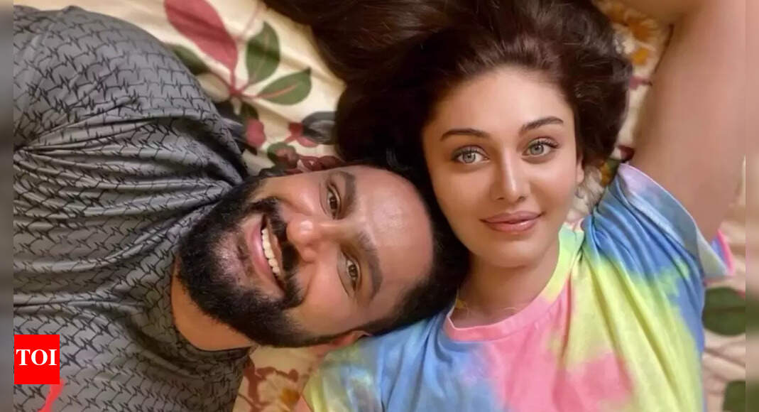 Parag Tyagi's emotional tribute to late wife Shefali Jariwala
