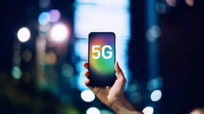  Netizens are shocked to realise what the G in 5G stands for, and it's not gigabyte