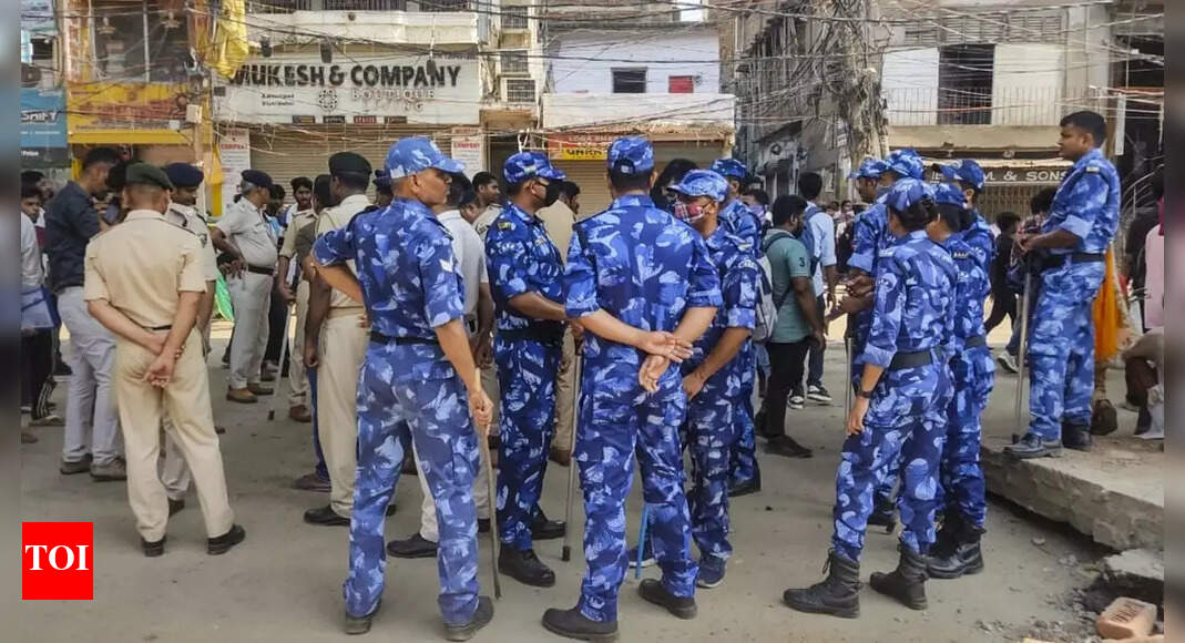 Clashes erupt in Bihar’s Gopalganj, Katihar during Muharram processions; stones hurled, vehicles vandalised – police to take action | India News – Times of India
