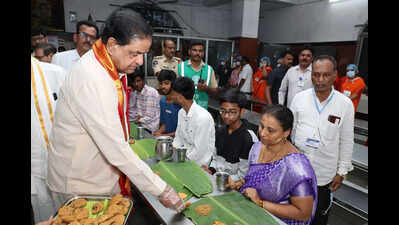 TTD adds tasty vadas to the free meal dinner menu of devotees visiting Tirumala