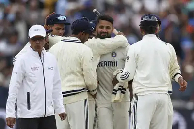 'Bowling England out…’: English fan’s unexpected tribute to Indian pacer outside Edgbaston goes viral – Watch Now!
