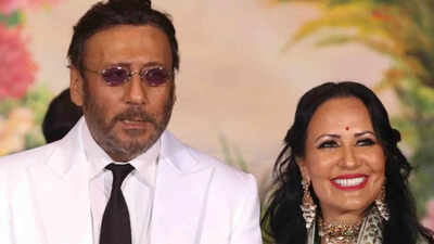 Jackie Shroff says his wife Ayesha was an Air Vice Marshal's daughter, stayed with him in chawl, queued in line to go to washroom: 'She sold her house to get me a house'