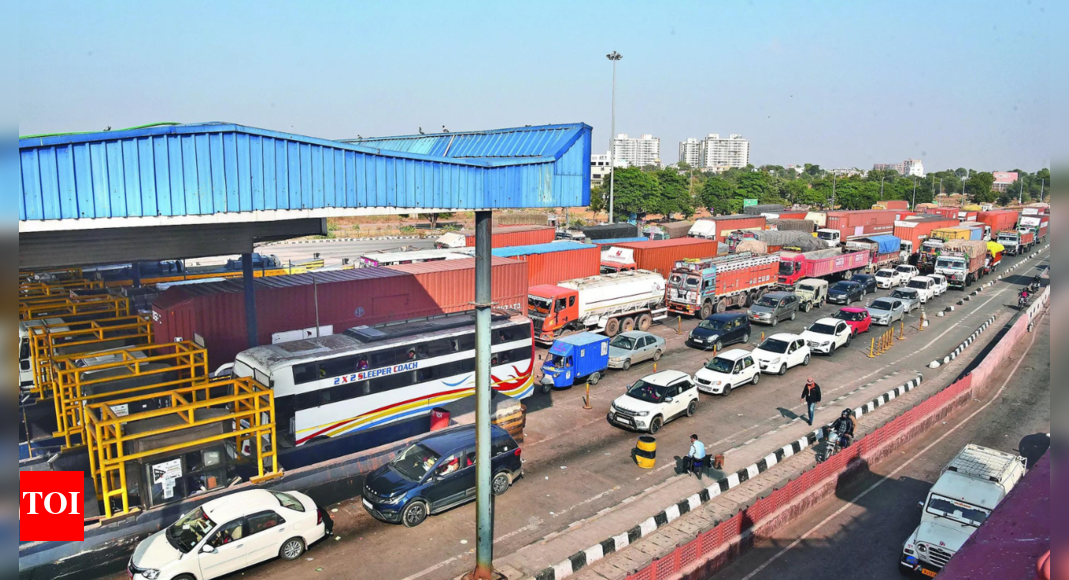 NH toll collected through FASTag up by 20% in 1st 3 months of this FY | India News