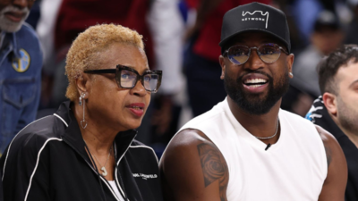 Dwyane Wade’s mother Jolinda Wade moves him to tears with surprise letter on live US television
