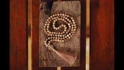 5 Transformative Benefits of Wearing Tulsi Mala: A Sacred Garland of Purity, Devotion, and Protection