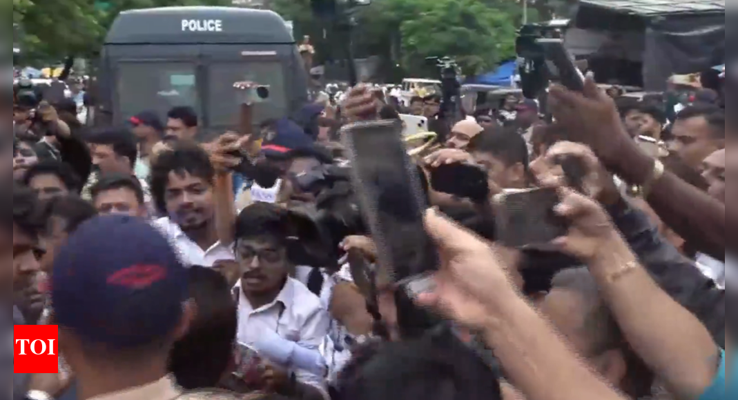 Thane: MNS workers detained ahead of rally; CM Fadnavis says 'must take permission'