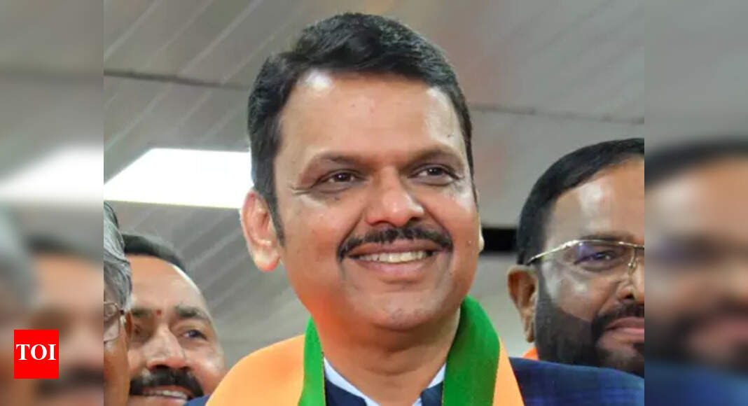 Maharashtra CM approves recruitment of 5,012 assistant professors in non-government colleges