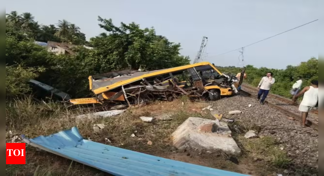 'Gate was open, train hit us from behind': Student who survived Cuddalore rail tragedy recounts horror; blames gatekeeper's negligence for accident | Chennai News - Times of India