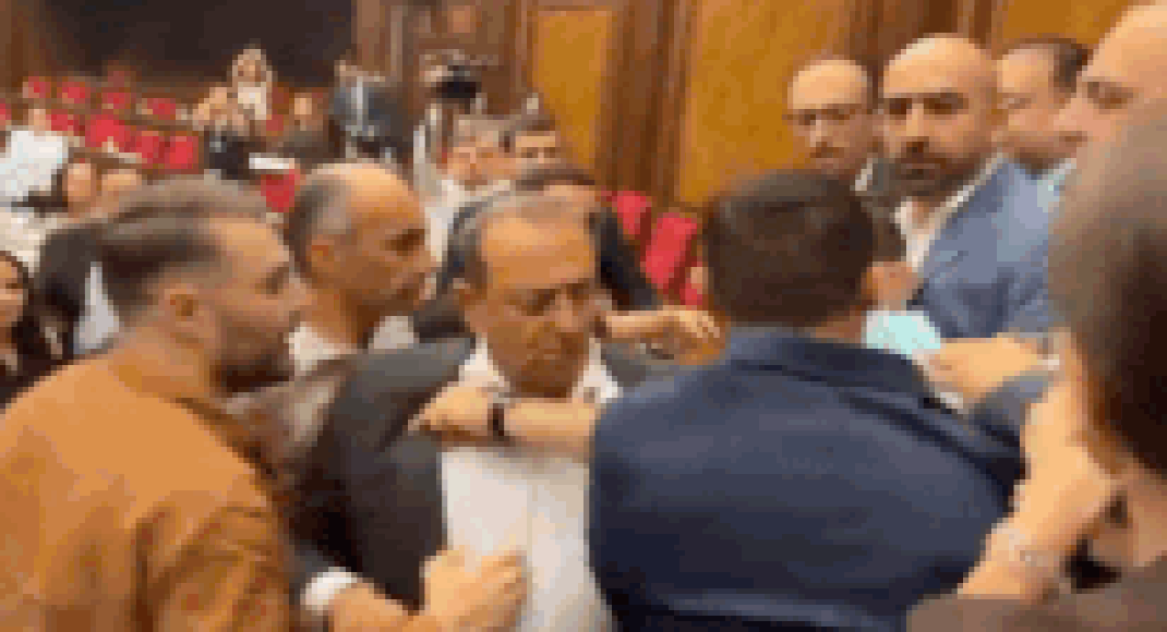Scuffle in Armenian Parliament: Lawmakers trade blows; watch chaotic scenes unfold