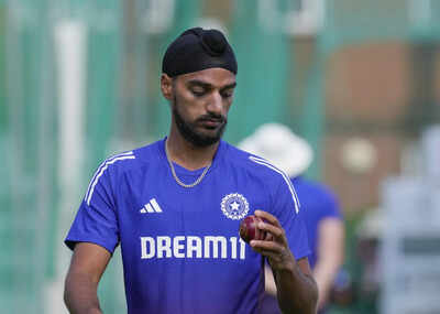 IND vs ENG 3rd Test: ‘Aggressive batting, unusual pitches behind balls getting soft faster’ - Dukes ball maker