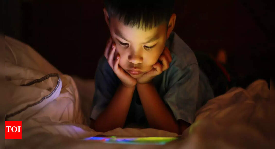 Indian toddlers’ screen time impacts growth and parents' well-being