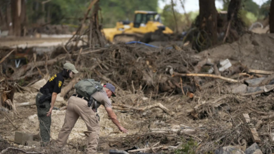  Death toll rises to 119, 160 missing; Trump’s FEMA plans face scrutiny