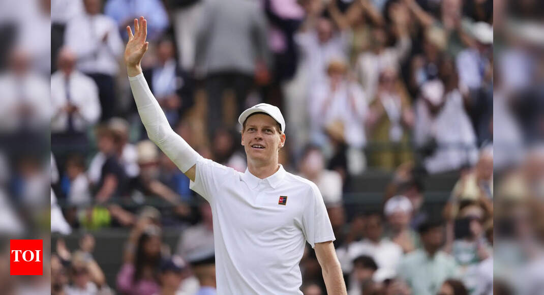 Jannik Sinner reaches semi-final; Iga Swiatek and Belinda Bencic in final four