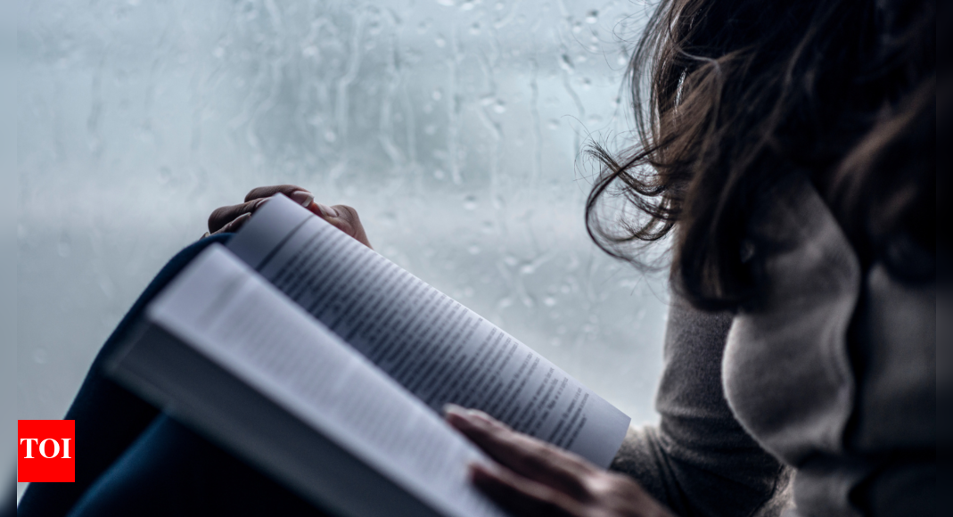 10 comfort fictions that feel like a blanket on a rainy day