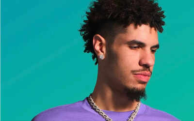 Kai Jones dares LaMelo Ball to make 10 consecutive 3-pointers