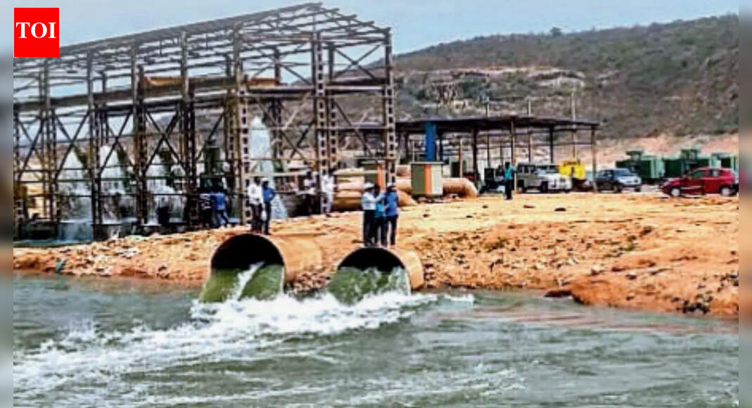 If K Chandrasekhar Rao willing, I'll visit him to discuss Krishna water ...