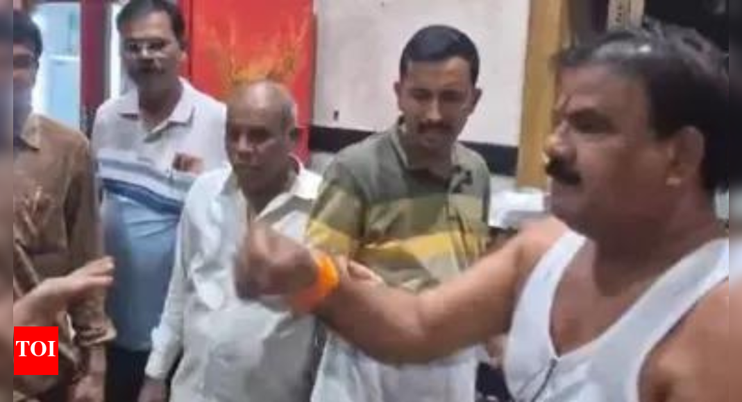 After canteen assault, Sena MLA stirs new row; targets Shetty community