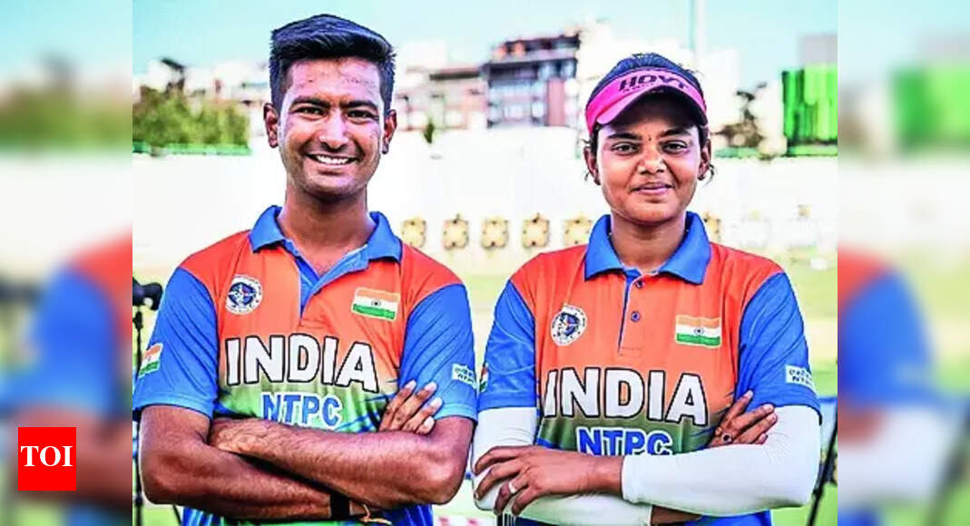 India compound duo creates world record