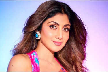 Chitrangda Singh boards cast of Salman Khan's 'Battle Of Galwan' | Hindi  Movie News - Times of India