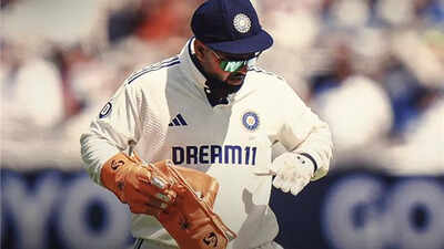 IND vs ENG: Gautam Gambhir leaves Lord's balcony to attend injured Rishabh Pant - complete episode