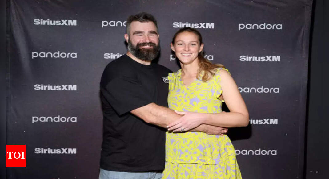 https://static.toiimg.com/thumb/msid-122371727,width-1070,height-580,imgsize-40104,resizemode-75,overlay-toi_sw,pt-32,y_pad-40/photo.jpg