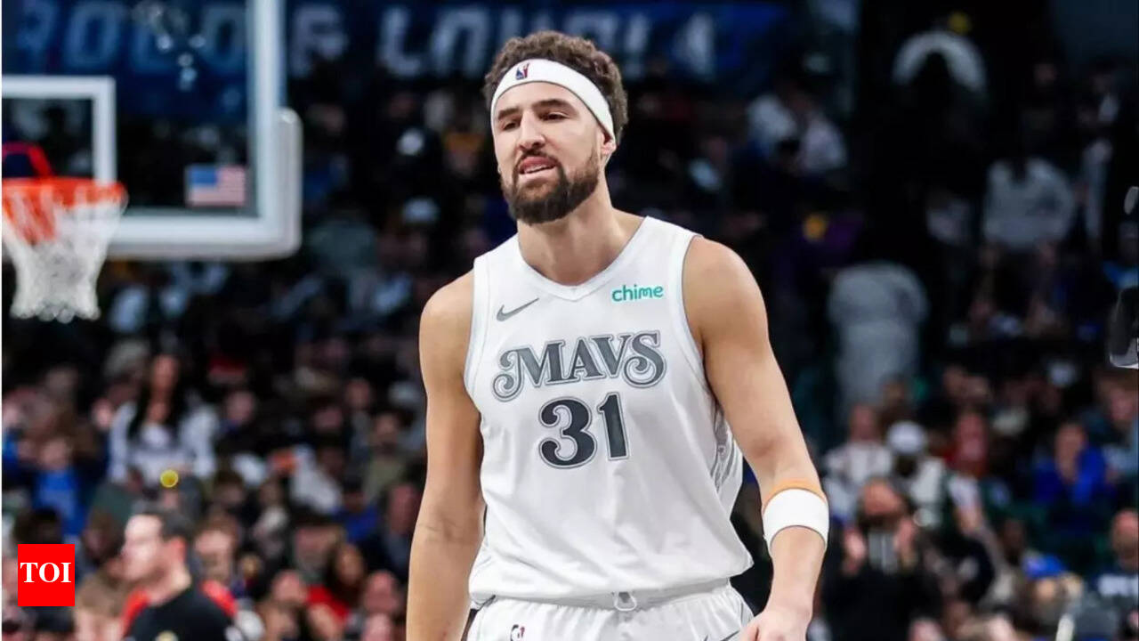 Klay Thompson seen poolside with Megan Thee Stallion, sparks dating rumors  and dad's two-word reaction | NBA News - Times of India