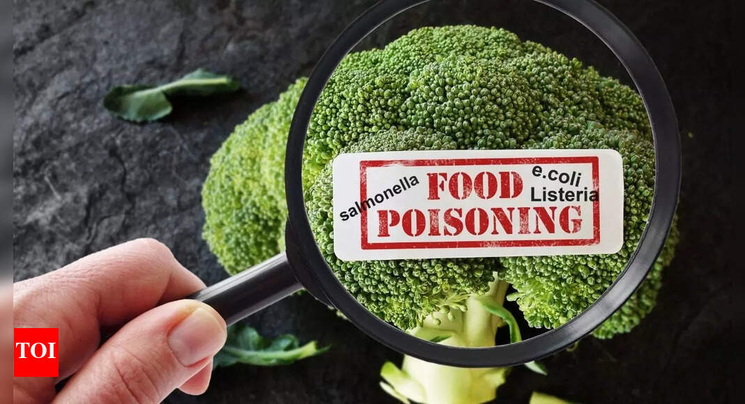 What causes food poisoning: Know its symptoms and treatment