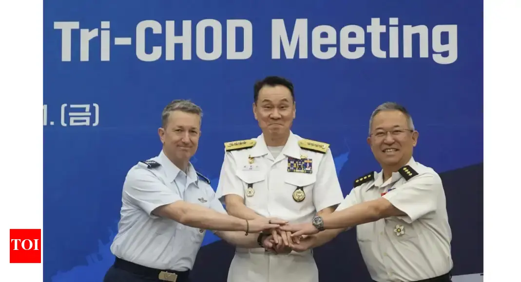 South Korea, US and Japan top military chiefs meet in Seoul