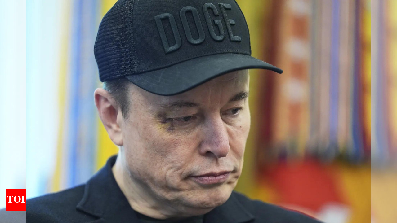 DOGE falling apart: Key Musk-aligned staff quit agency; White House says  waste-cutting mission will continue - Times of India