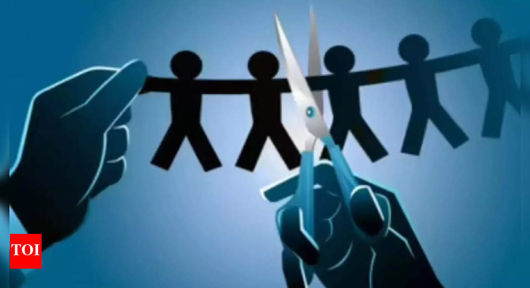 Recruitment platforms Glassdoor and Indeed lay off 1,300 employees, replacing them with AI: Will there be a time when bots will be hiring bots? – Times of India