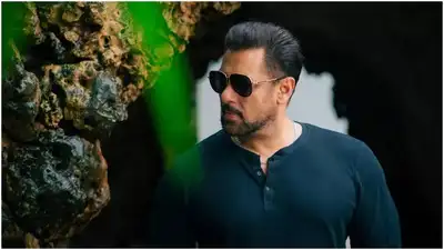 Fans can't get over Salman Khan’s latest picture, praise his 'ageing reverse card' - See inside
