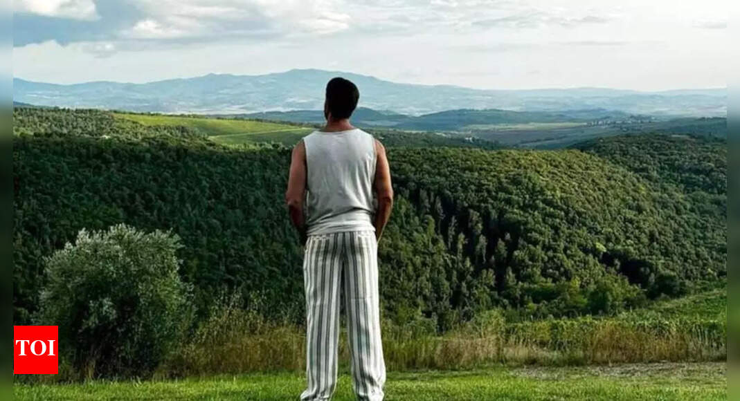 Bollywood's richest star kid has a Rs 3130 crore fortune, luxury cars, a sea-view home - and it's NOT Ranbir Kapoor, Sunny Deol or Alia Bhatt | Hindi Movie News - Times of India