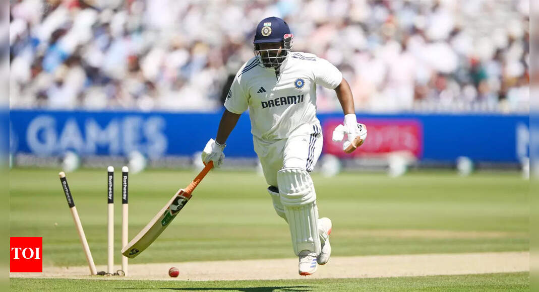 IND vs ENG: KL Rahul’s wrong call costs Rishabh Pant a century; gutted Pant caught on camera in Lord’s ga