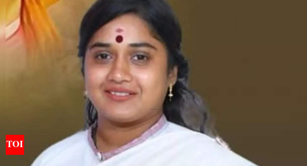 Jana Sena’s Srikalahasti in-charge Vinutha arrested in driver’s murder; body retrieved in TN river