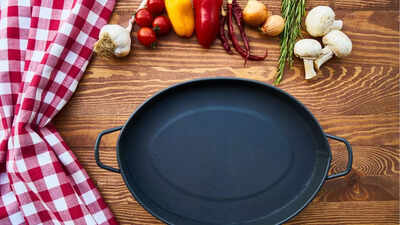 Is it safe to cook in cast iron cookware? Know its benefits