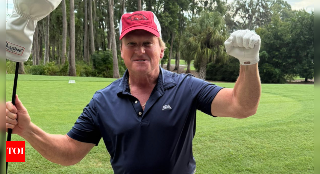 Jon Gruden mocked for wild NFL play calls that felt like 40-page essays to players