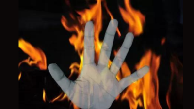  Collegian torches self over teacher’s ‘abuse’