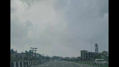  Expect patchy rain and mild temperatures this week