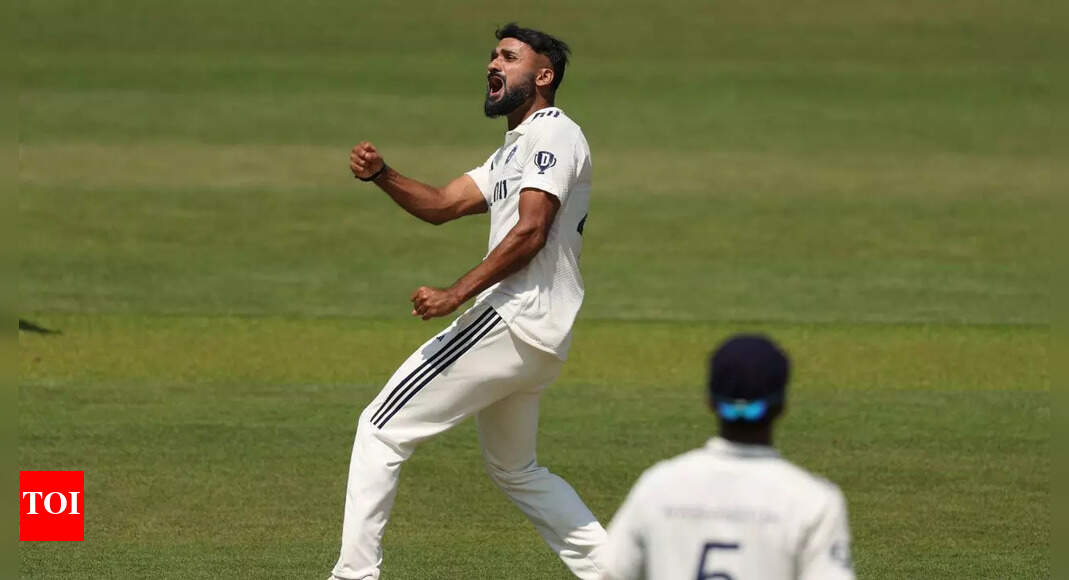 IND vs ENG Live: Siraj, Akash Deep, Reddy hit back hard; England reeling at 98/4 at lunch at Lord's