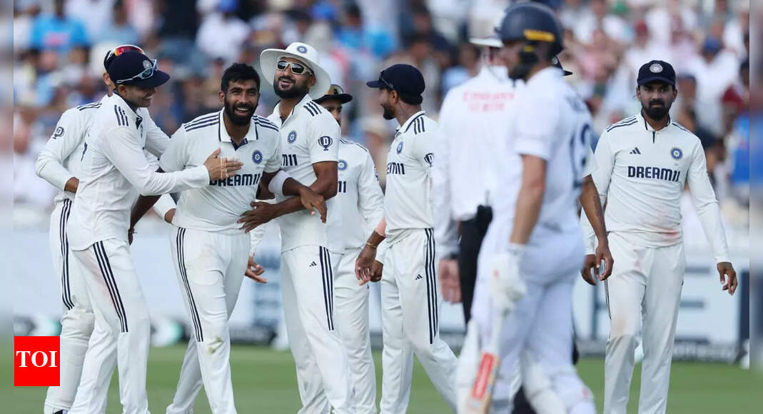 India aims for victory after England's collapse at Lord's Test