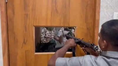 MLC Mallanna’s gunman fires in air as Telangana Jagruthi workers storm office