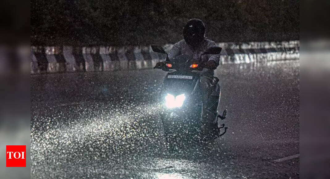Monsoon Deficit Wiped Out By Four Days Of Rain | Delhi News - Times of India