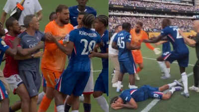  PSG boss Luis Enrique 'shoves' Chelsea star - WATCH