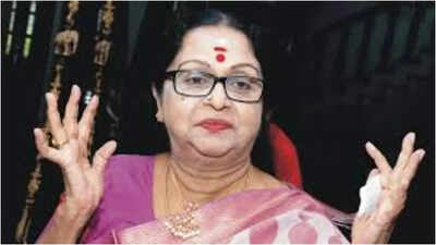 Actor Saroja Devi aka 'Abhinaya Saraswathi' and 'Kannadathu Paingili' passes away at 87 - Read more