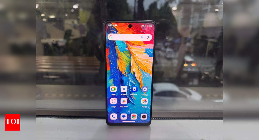 Alcatel V3 Ultra review: A 'Note'-worthy comeback - The Times of India