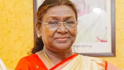 Odisha 'harassment' case: President Murmu meets student who set herself ablaze, seeks update on condition