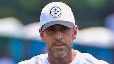 Steelers nearly caused QB chaos? Analyst says drafting Aaron Rodgers after Big Ben would've created a total quarterback mess