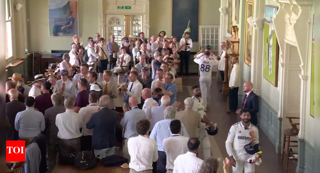 IND vs ENG: India and England players receive standing ovation in Lord’s Long Room – Watch