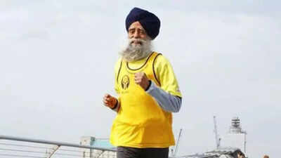 Tragic! 114-year-old marathon runner Fauja Singh dies in road accident; Punjab Governor says 'deeply saddened'