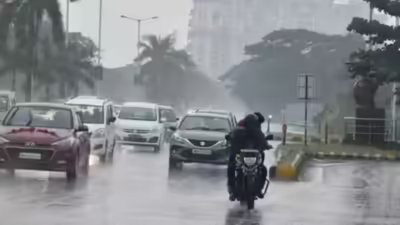 मुंबई मॉन्सून अद्यतनः आज मध्यम पाऊस आणि आरामदायक तापमानाची अपेक्षा करा